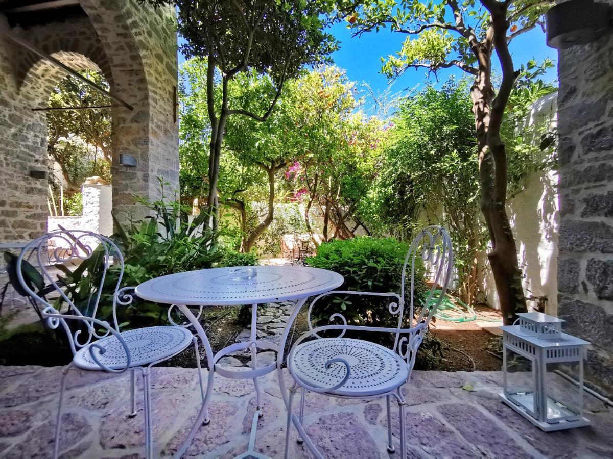 Cotommatae Hydra 1810 Hotel Екстериор снимка