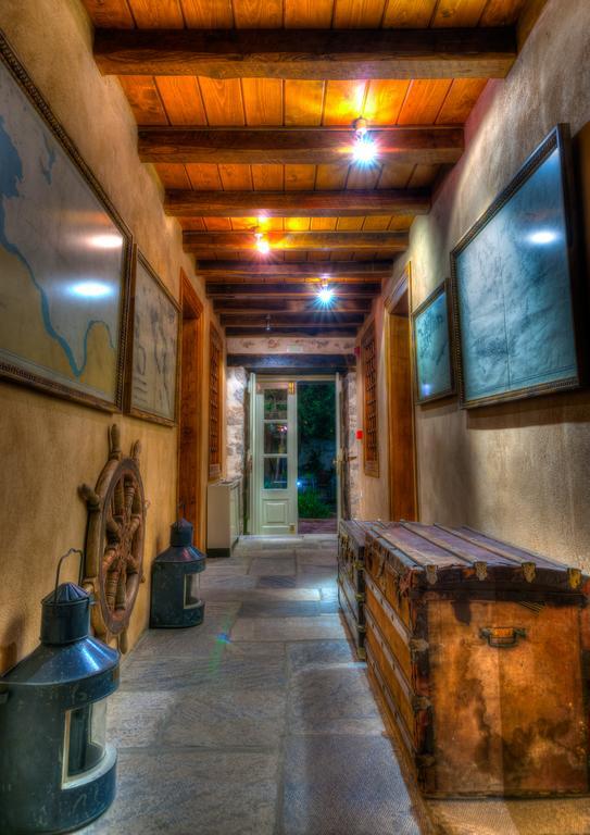 Cotommatae Hydra 1810 Hotel Екстериор снимка